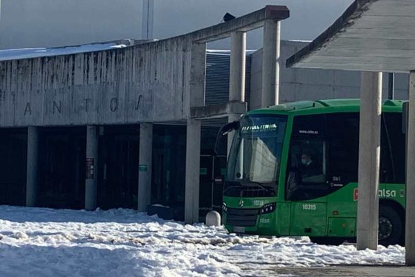 Autobus en ayuntamiento