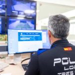 La nueva Unidad Móvil de Documentación permite la expedición inmediata del DNI y el pasaporte, entre otras gestiones telemáticas