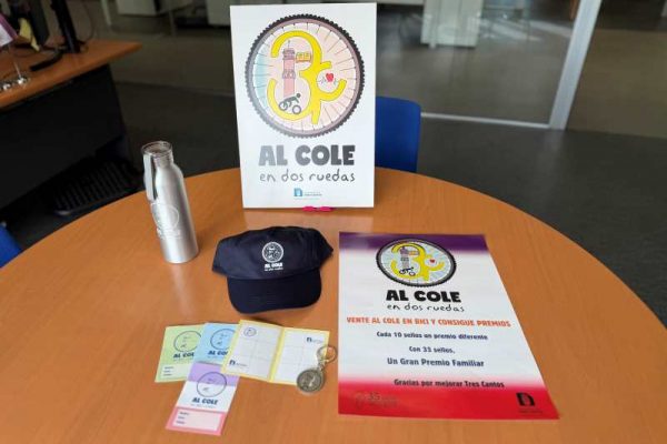 Al cole en dos ruedas, en Tres Cantos